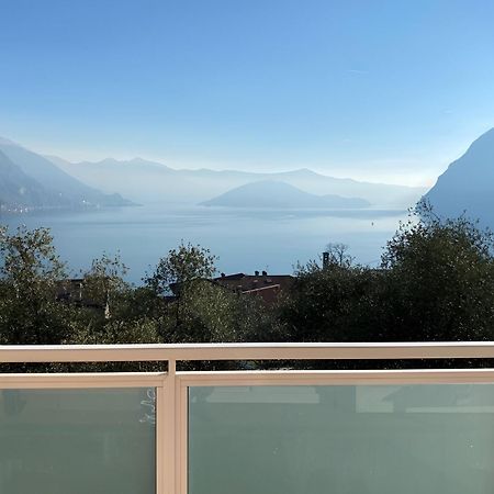 Happy Guest Apartments - Blue Apartment Riva di Solto Exterior photo